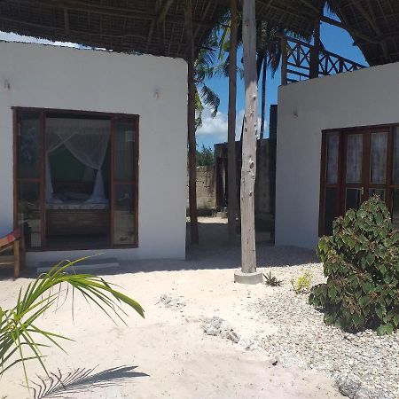 Malik Villa-Matemwe Bnb And Restaurant Exterior foto