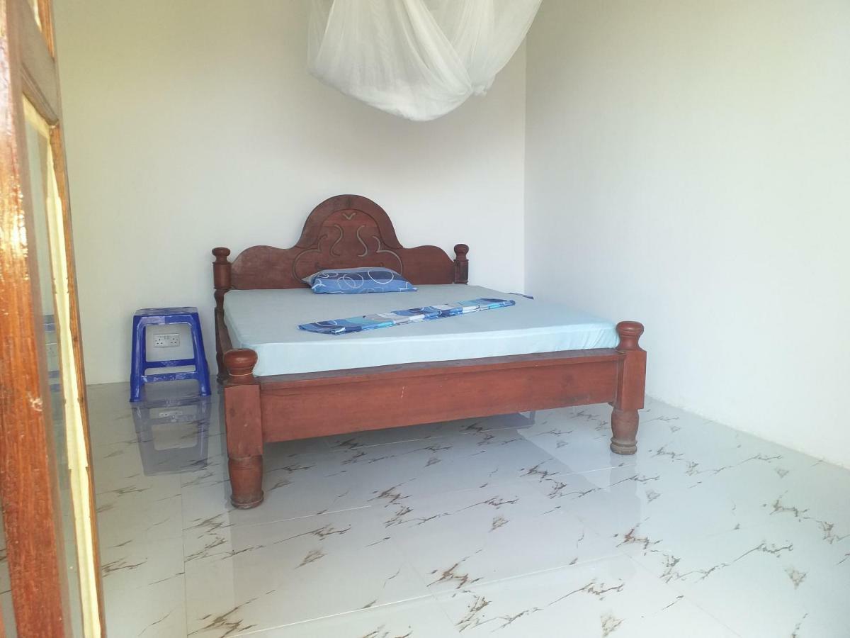 Malik Villa-Matemwe Bnb And Restaurant Exterior foto